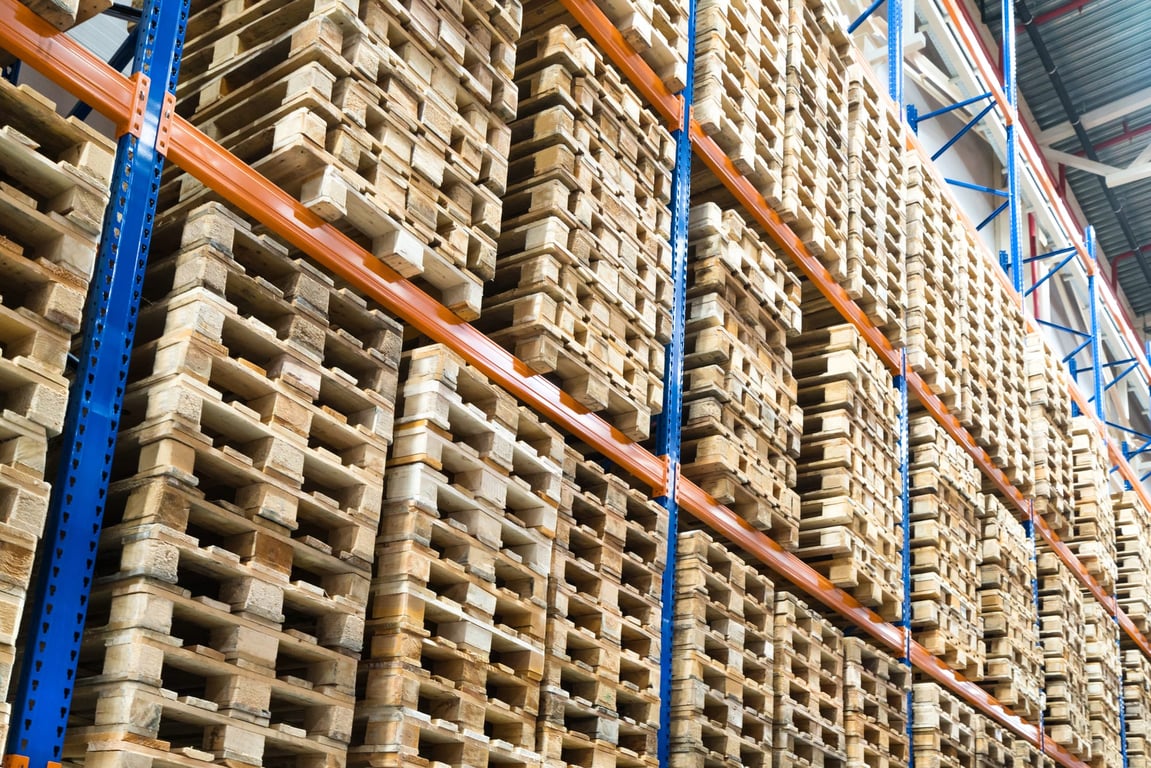 Why Wooden Pallets Remain the Smart Choice for Shipping and Storage