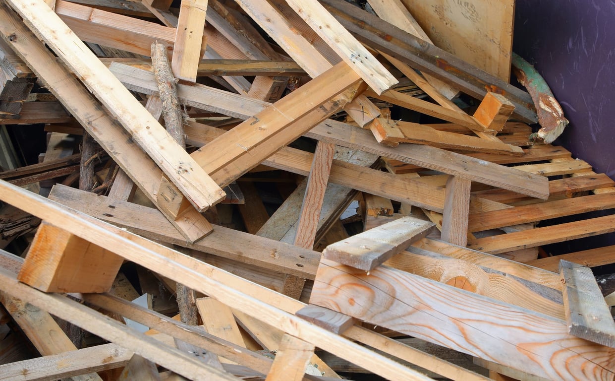 10 Effective Ways to Reduce Pallet Waste in Your Organisation