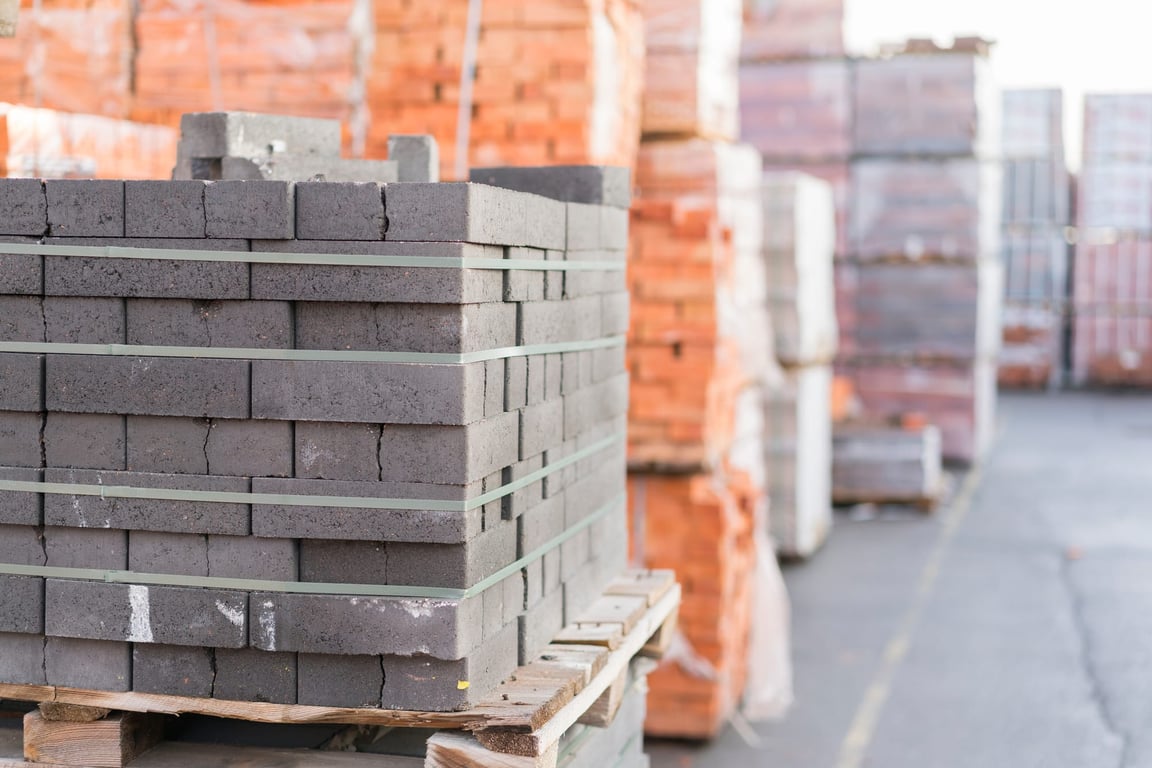 How Pallets Drive Efficiency on European Construction Sites